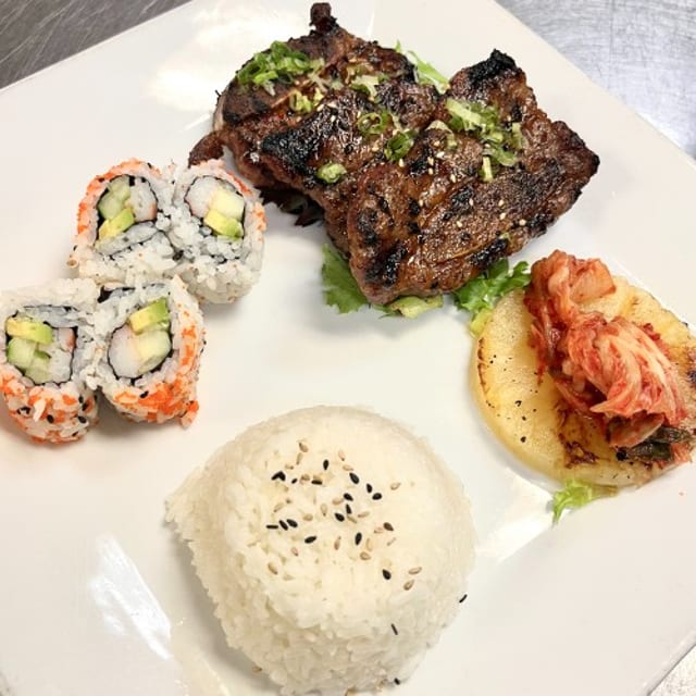 Korean Short Ribs Bento Plate.